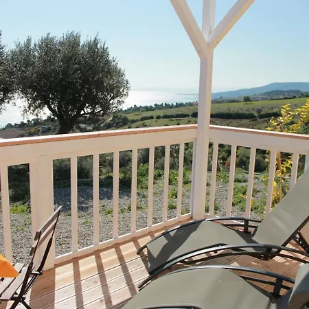 By Sveva Рокка-Империале