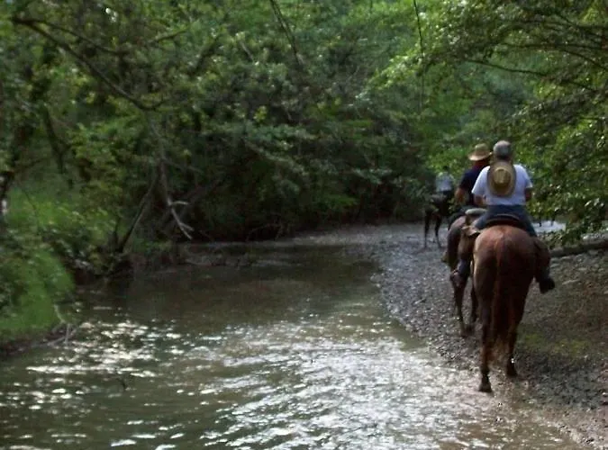 By Sveva Дом отдыха Рокка-Империале